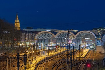 Kieler Hauptbahnhof bei Nacht.Kiel Main station at night