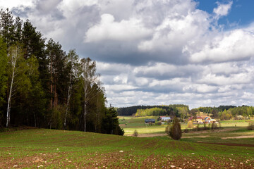 Fototapeta na wymiar Wzgórza Sokólskie wiosną, Podlasie, Polska