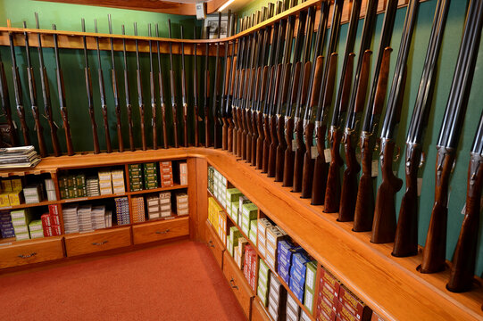 Armurerie traditionnelle, vente de fusils de chasse et cartouches
