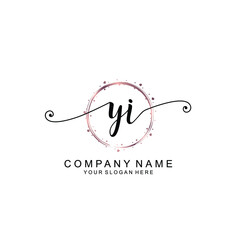 YI beautiful Initial handwriting logo template