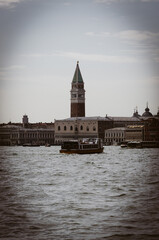 Blick auf den Campanile in Venedig