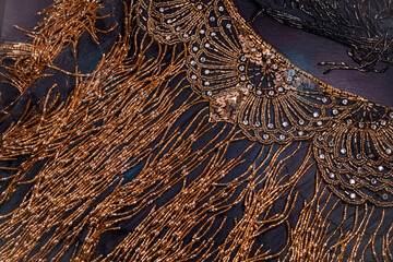 Hip swing for belly dance with paliettes