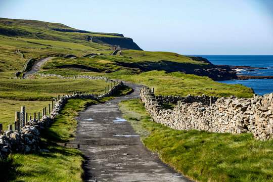 Footpath leading from Doolin to the Cliffs of Moher, County Clare, Ireland