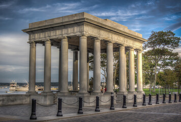 Obraz premium Plymouth Rock Monument site of the pilgrims landing in Plymouth, Massachusetts