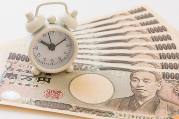 お金と時間（時は金なり）