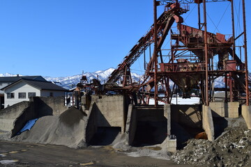 砕石工場 建設資材の生産現場