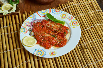 Acciughe in salsa rossa