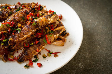 Stir-fried Mantis Shrimp or Crayfish with Chilli and Salt.