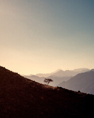 Coucher de soleil dans les montagnes