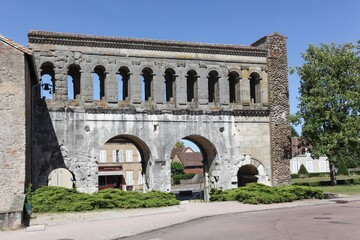 Fototapeta na wymiar Saint Andre roman gate in Autun, France