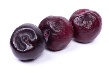 Group of overreipe plums