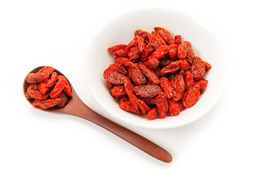 水で戻した乾燥クコの実