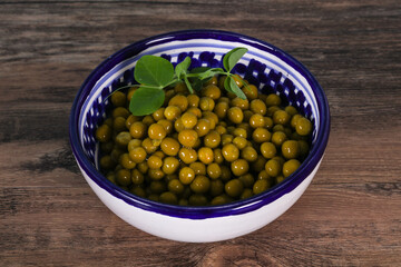Canned Green peas in the bowl