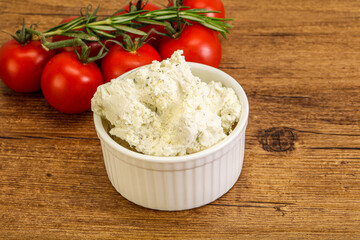 Soft cream cheese with herbs