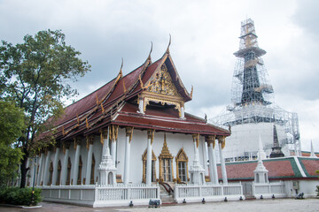 Fototapeta premium Wat Phra Mahathat Woramahawihan