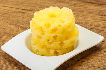 Sweet pineapple rings in the bowl