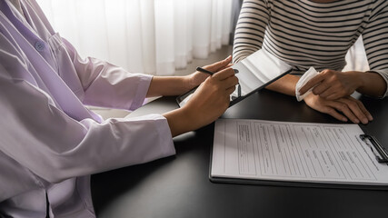 Psychiatrist or professional psychologist consulting on diagnostic examination disease or mental illness in medical clinic or hospital mental. Medical and Healthy service concept.