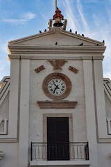 relog in an old building in the city.
