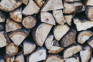 Close up pile de bois de chauffage pour l'hiver
