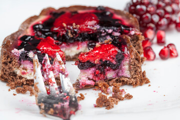 a tartlet broken during a meal