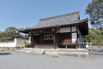 清凉寺　塔頭　薬師寺　本堂　京都市嵯峨