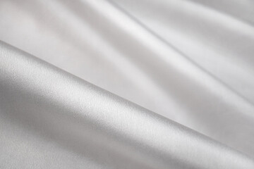 シルクのドレープ　白