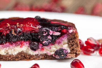 tartlet with berries in butter cream