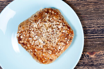 wheat bun with muesli