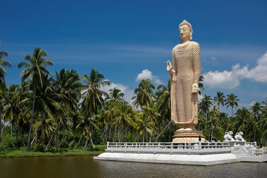 Tsunami Honganji Vihara memorial in Peraliya, Sri Lanka, erected by the Japanese in honor of the victims of the 2004 tsunami