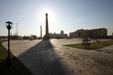 Fototapeta na wymiar go to the mosque in Uzbekistan