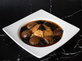 Cantonese Chinese Menu - Abalone with mushroom brown soup