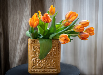 Bouquet of flowers in a vase of tulips