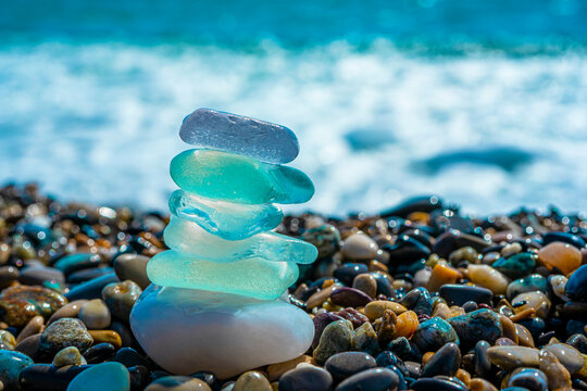 Sea Glass Stones Images – Browse 41,393 Stock Photos, Vectors, and