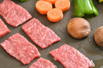 焼き肉　牛肉　カルビ　ホットプレート