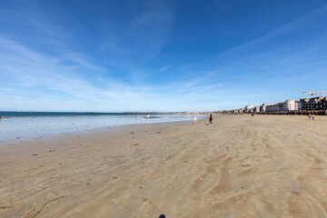  Main beach of the famous resort town Saint Malo in Brittany, France