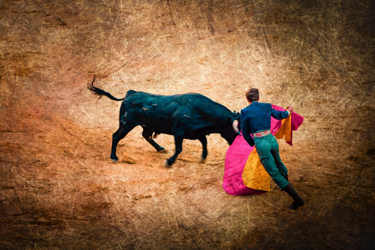 Mehrfachbelichtung Stierkampf Torero und wilder Stier in Stierkampfarena