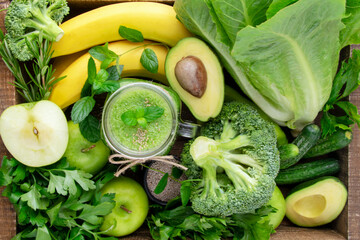 Green smoothie made from fruits and vegetables.