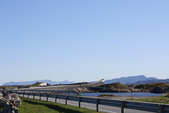 Atlanterhavsveien, Noruega. La carretera del Atl&aacute;ntico Norte. Realmente peligrosa en invierno peroa la vez espectacular.