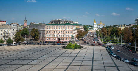 Fototapeta na wymiar Aerial view of Bohdan Khmelnytsky Monument at Sofievskaya Square and St. Michael's Golden-Domed Monastery - Kiev, Ukraine