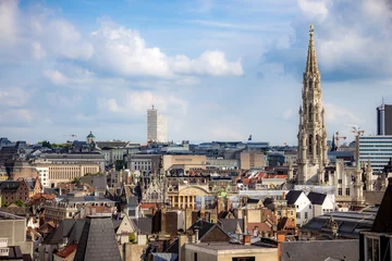 Fototapeten Skyline mit dem Turm des Rathauses in Brüssel, Belgien © VanderWolf Images