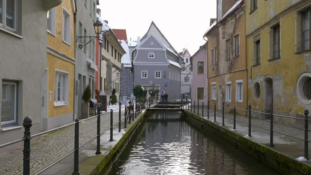 Memminger Ach, Stadtbach, Memmingen, Allg&auml;u, Schwaben, Deutschland
