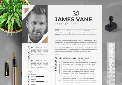 Creative Resume Layout with Photo