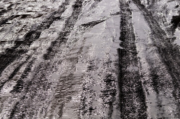 Very dirty dirt road.