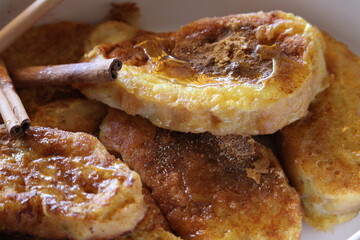 Torrijas o tostadas de Santa Teresa