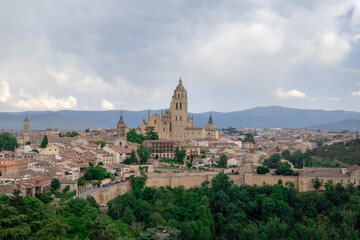 Fototapeta na wymiar Wide shot of Spanish city Toledo with surrounding wall