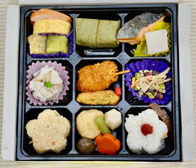 日本の和食の弁当