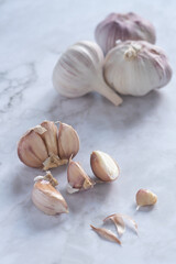 Healthy and nutritious white spicy garlic for cooking