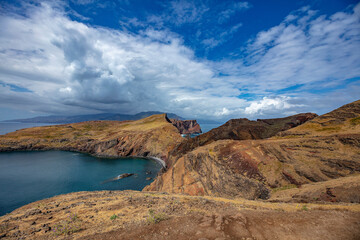 Fototapeta na wymiar Aussichtspunkt auf der Wanderung an der Ponta de Sao Lourenco im Süden von Madeira