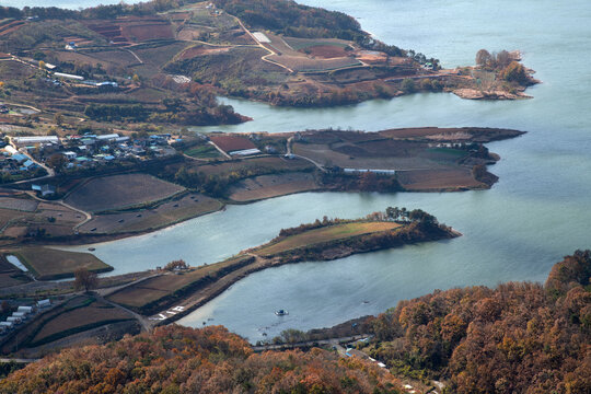 「中洲」の画像 1,155 件の Stock 写真、ベクターおよびビデオ Adobe Stock
