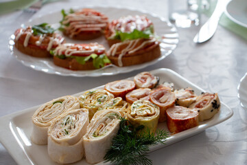 Meat loaf roll with garlic and pepper